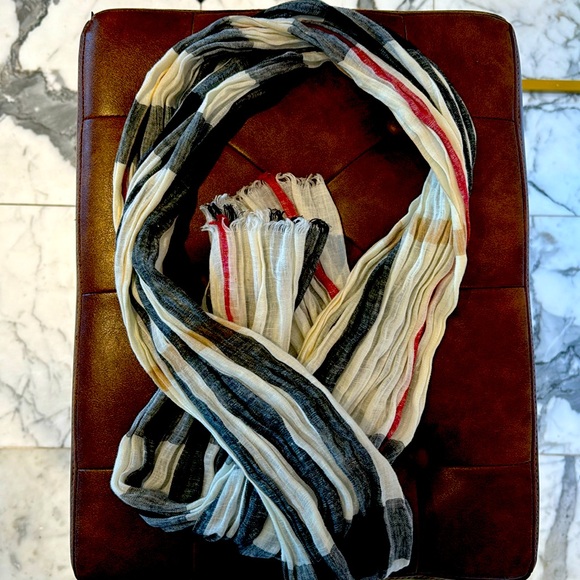 Burberry Scarf - Picture 1 of 5